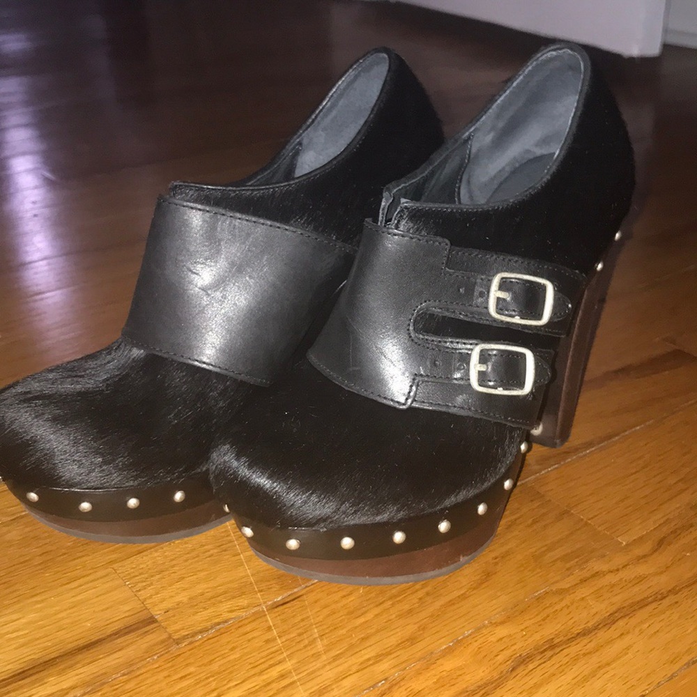 UGG Ankle Booties